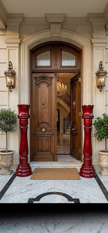 Duo de sculptures Royal Prestige Roi et Reine encadrant une entrée