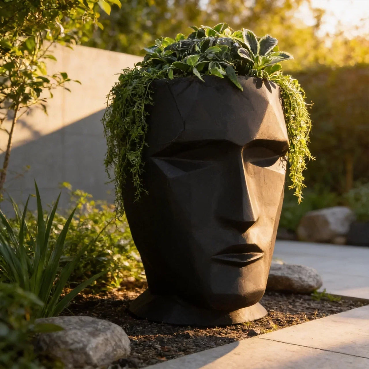 Sculpture Visage Abstrait au design minimaliste