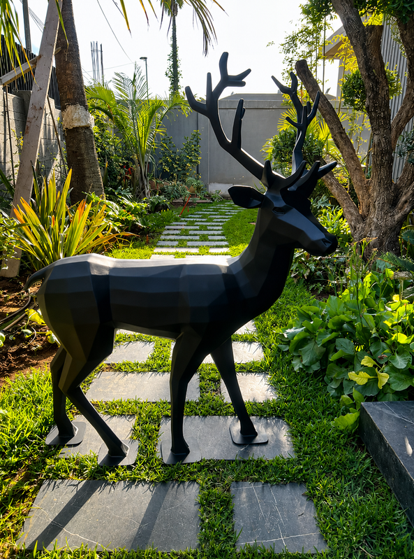 Sculpture Cerf Design aux bois déployés